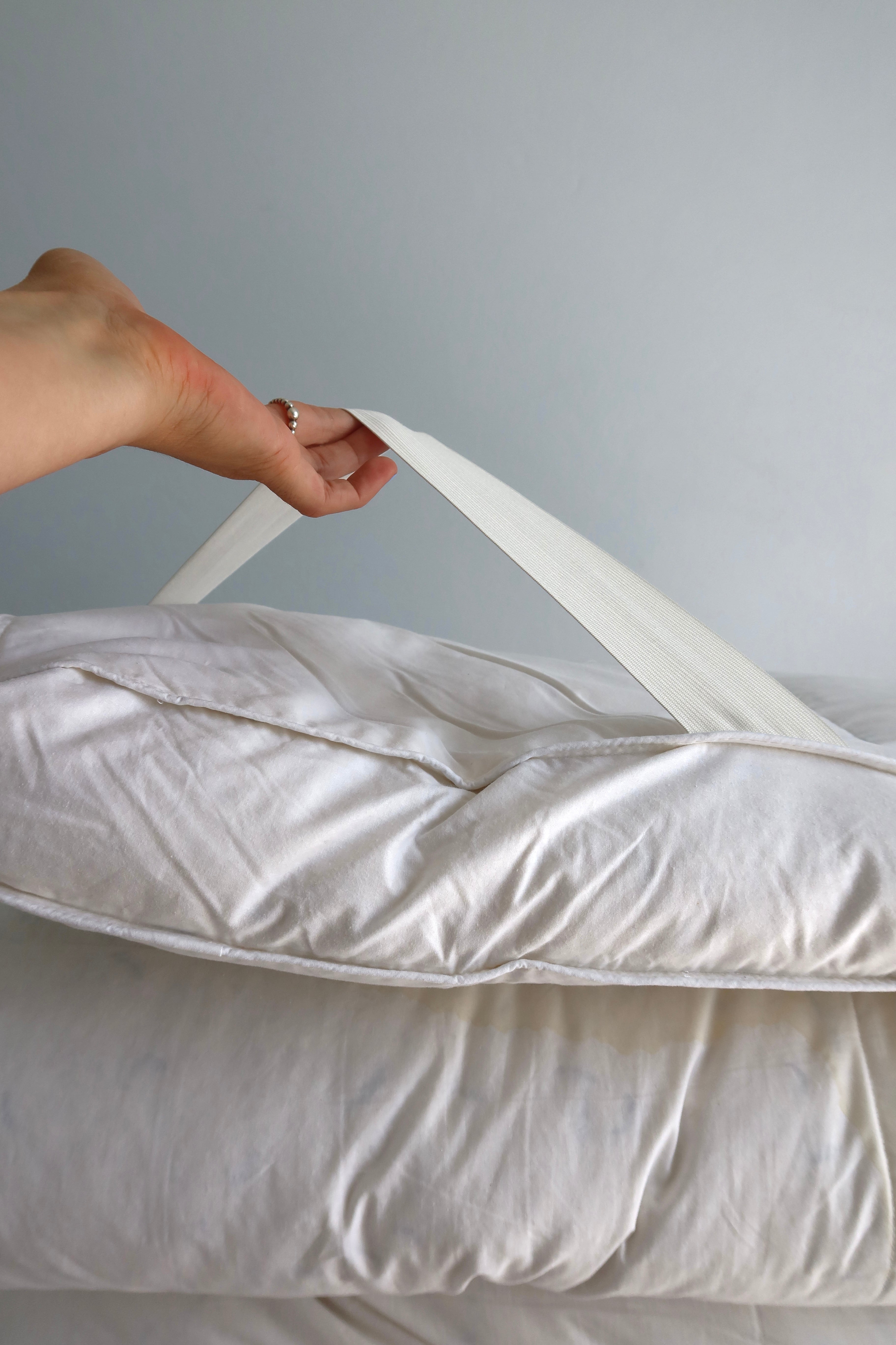 How a Mattress Topper Can Improve Your Sleep and Extend Your Mattress Life